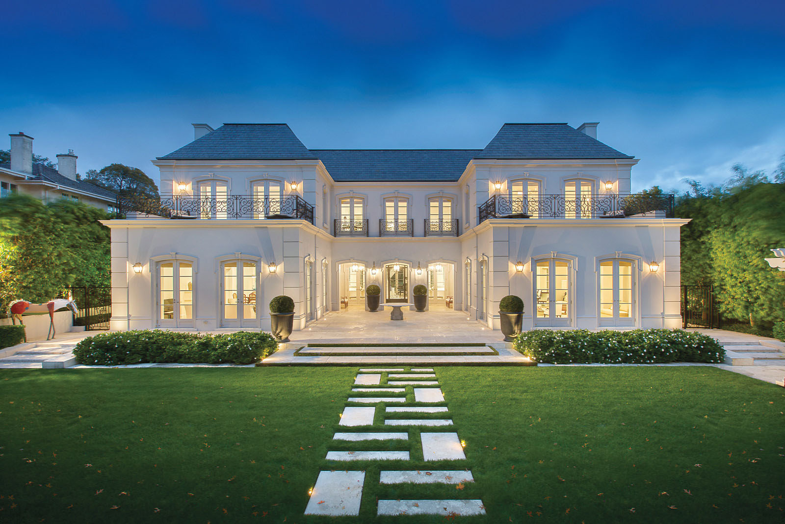 Classical Luxury Mansion Melbourne 1