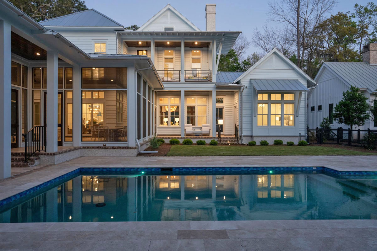 Backyard Pool Oasis