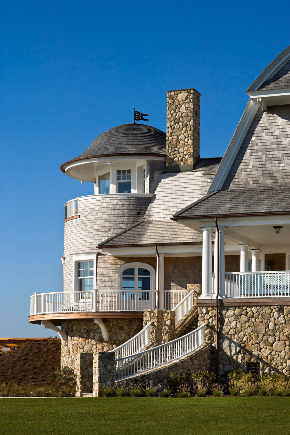 Impressive Seafront Home at the Tip of a Peninsula