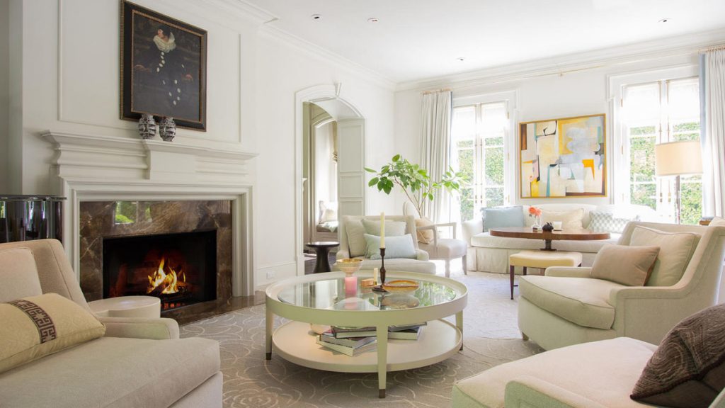 Understated Elegance of a Palladian Inspired Home in Beverly Hills ...