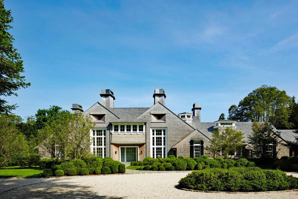 Timeless Shingle Style House in The Hamptons with Unique Architecture