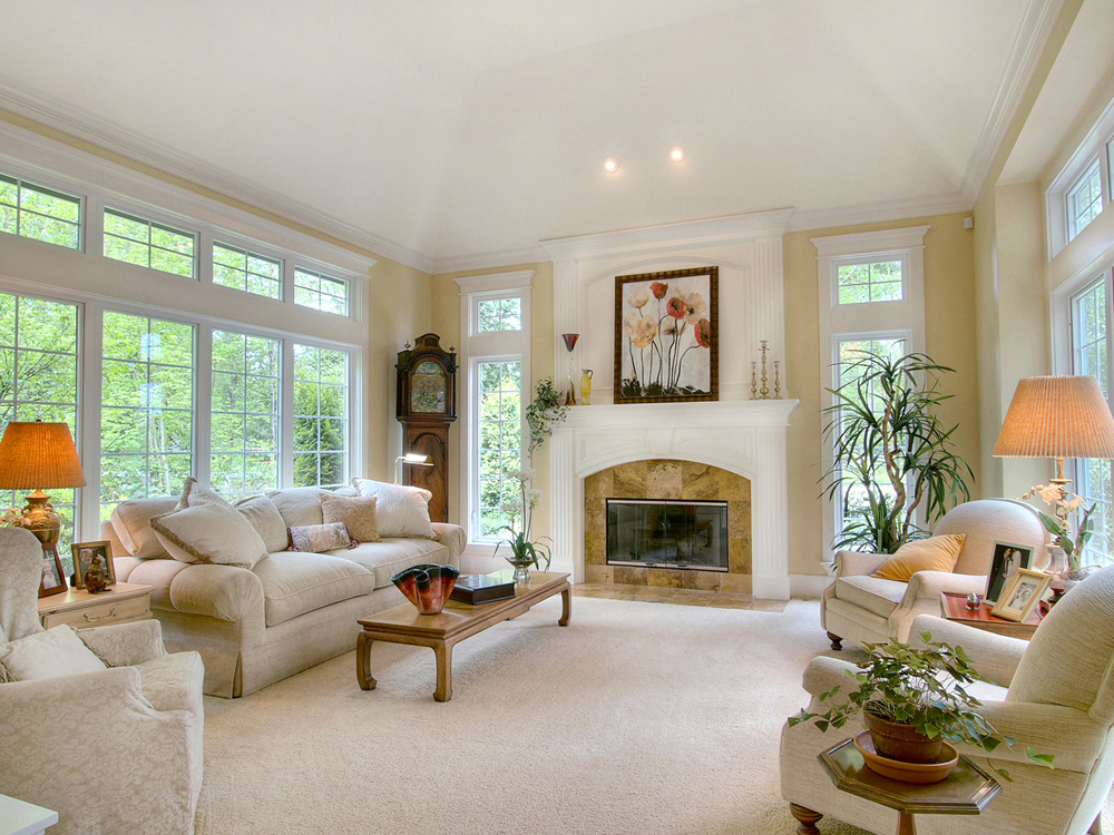 traditional modern living room design