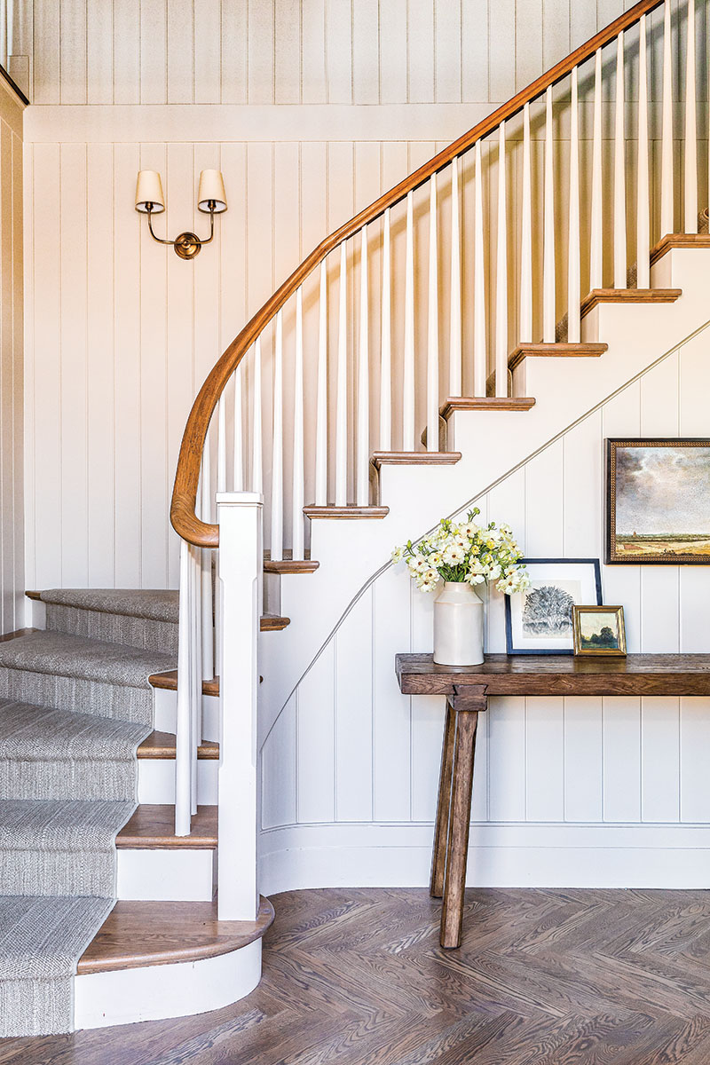 Timeless Curved Staircase