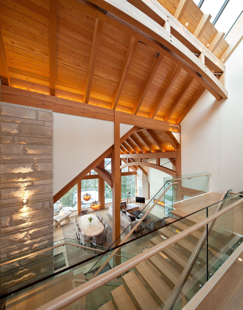 Luxury Timber Frame Mountain Retreat In Whistler