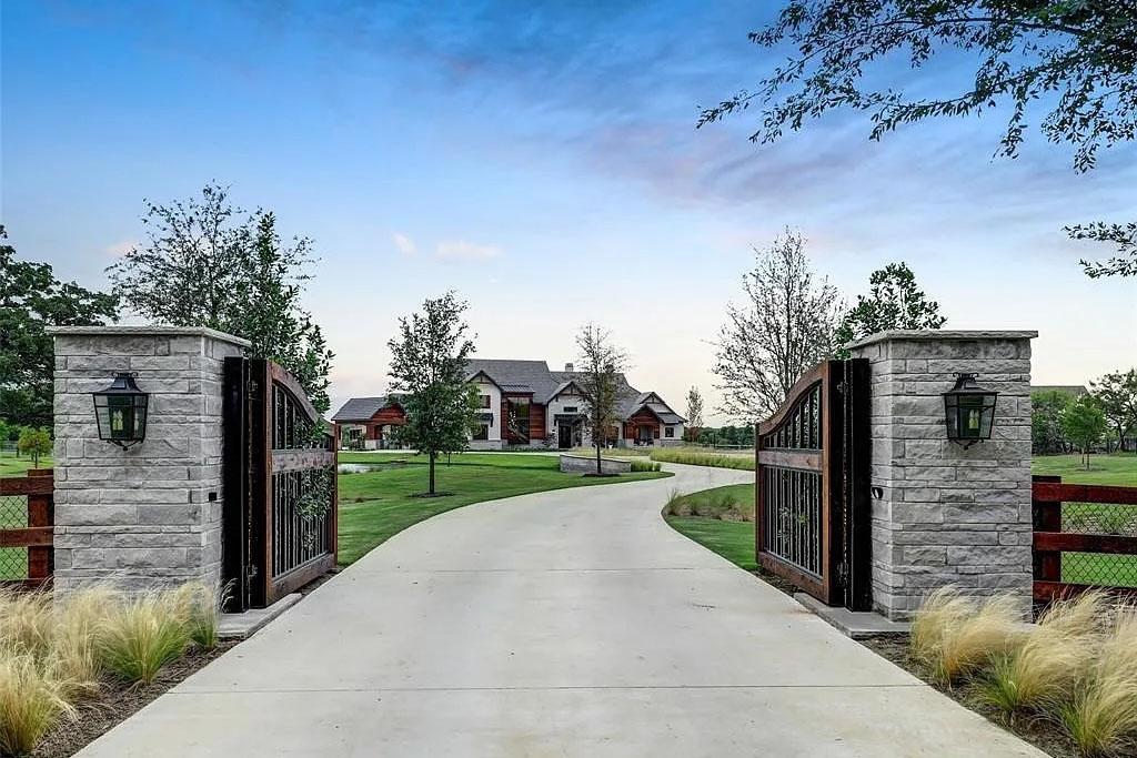 Gated Country Estate Entrance