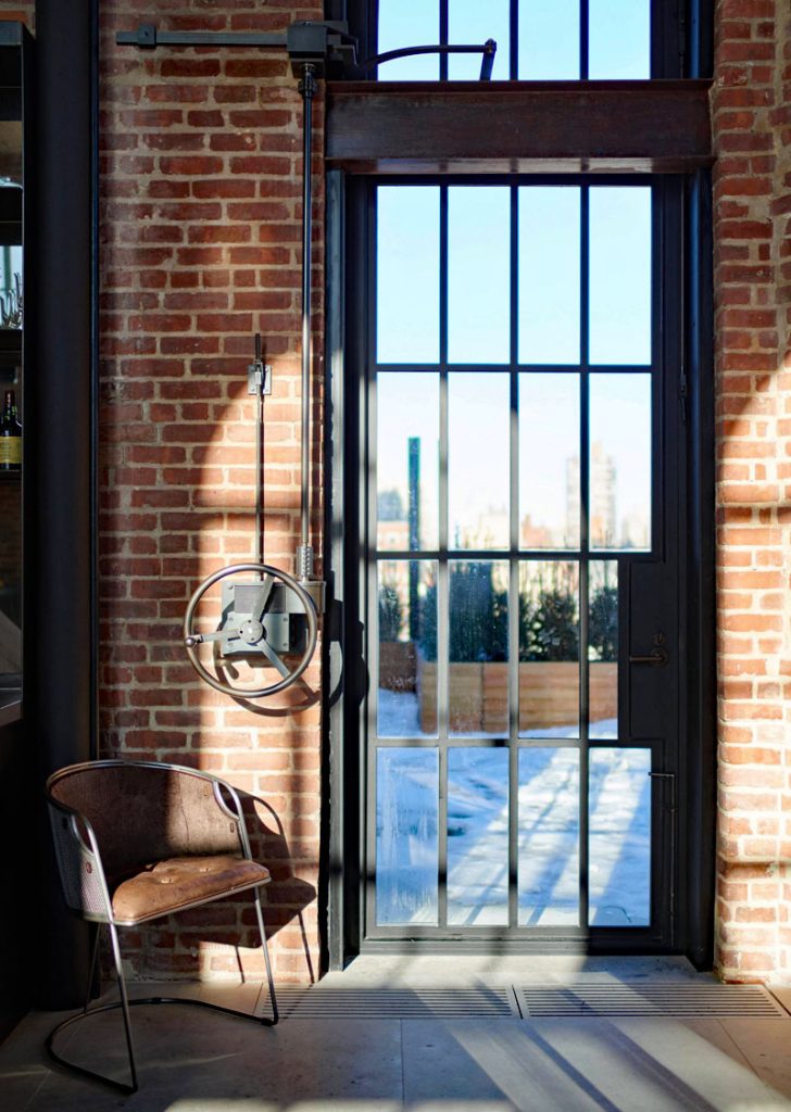 NYC Upper East Side Penthouse in a Brick Art Deco Building