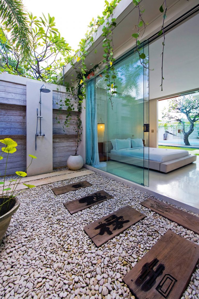 Romantic Modern Balinese Outdoor Showers at the Chandra Villa