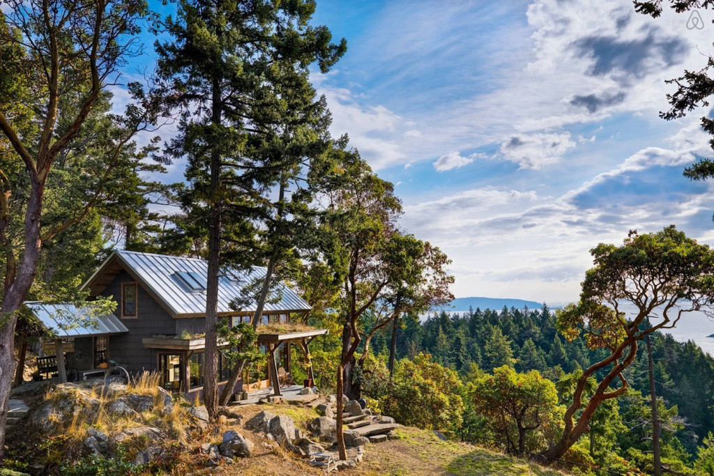 A Magical Cottage On Pender Island