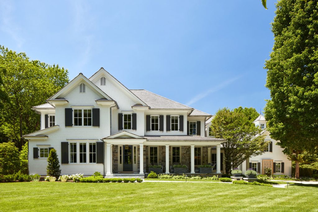 New England Dream Home With Timeless Farmhouse Look