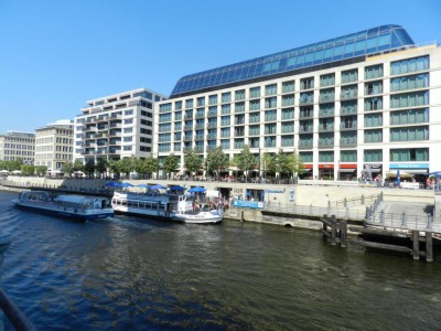 AquaDom At Radisson Blu Hotel Berlin-Mitte