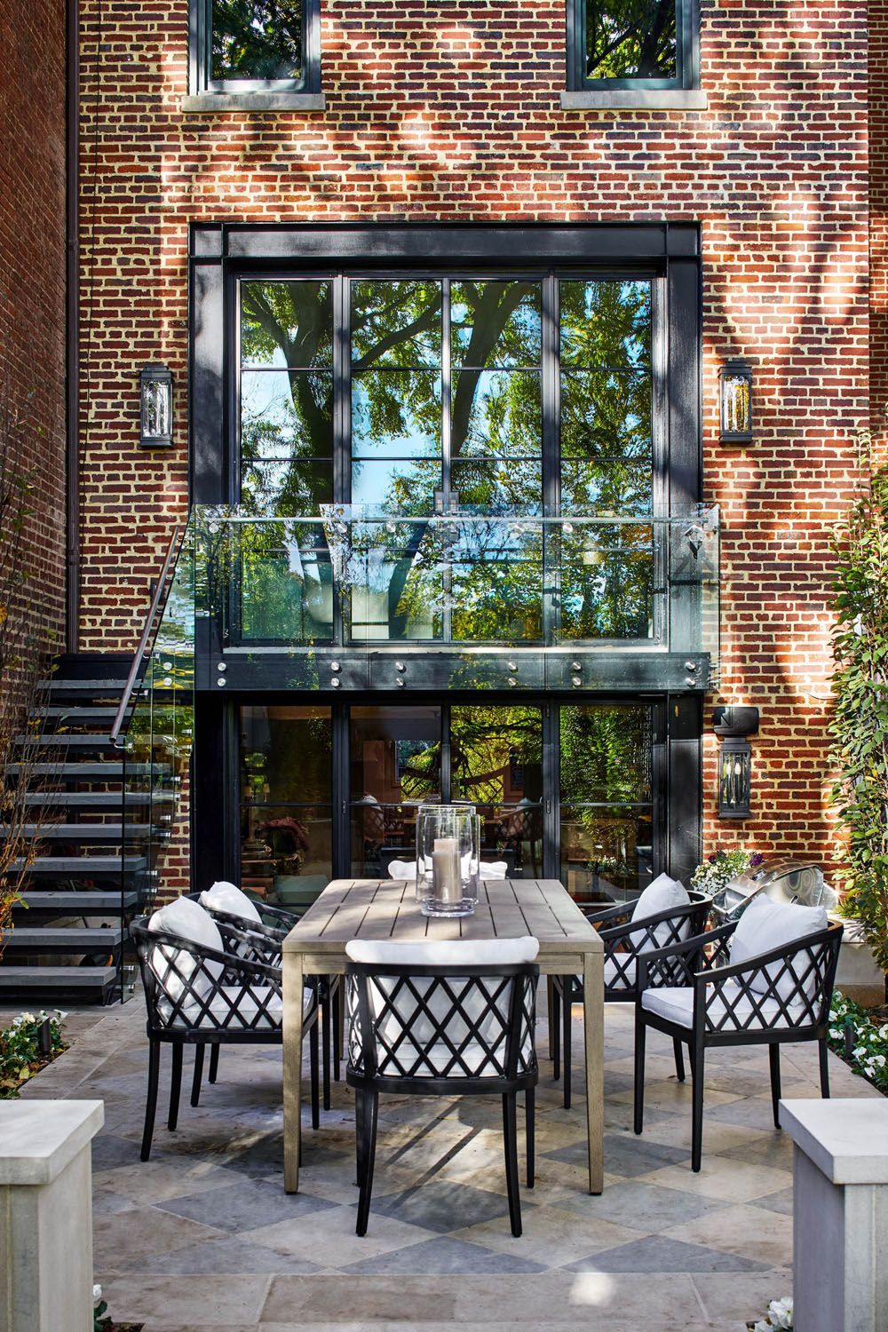 Timeless Townhouse Terrace Garden