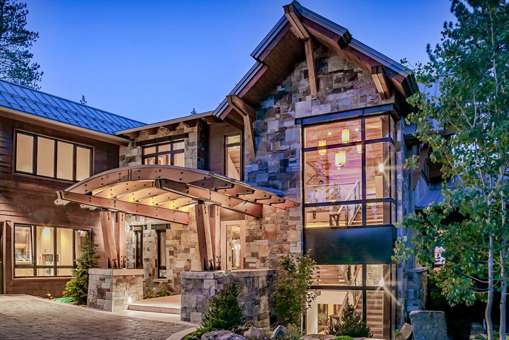 Lake Tahoe Rustic Transitional Style Mountain Home   Rustic Golf Course Home In The Mountains Truckee 4 1024x683 