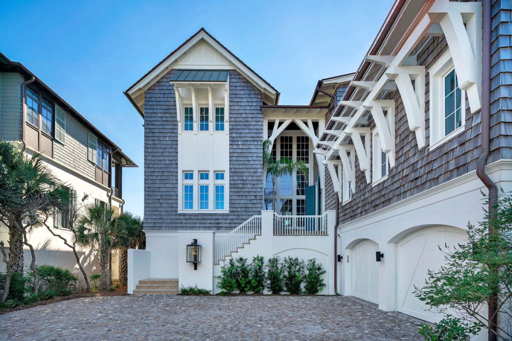 new-england-style-beach-house-on-florida-s-emerald-coast