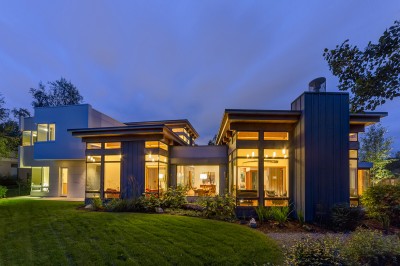 Turnagain Beach House in Alaska By KPB Architects